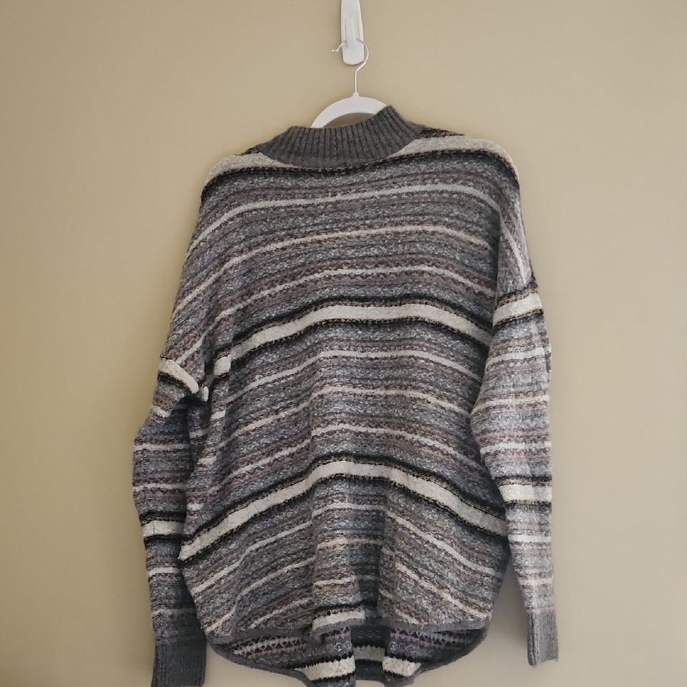 NWT American Eagle Outfitters Multicolor Striped Turtleneck Sweater